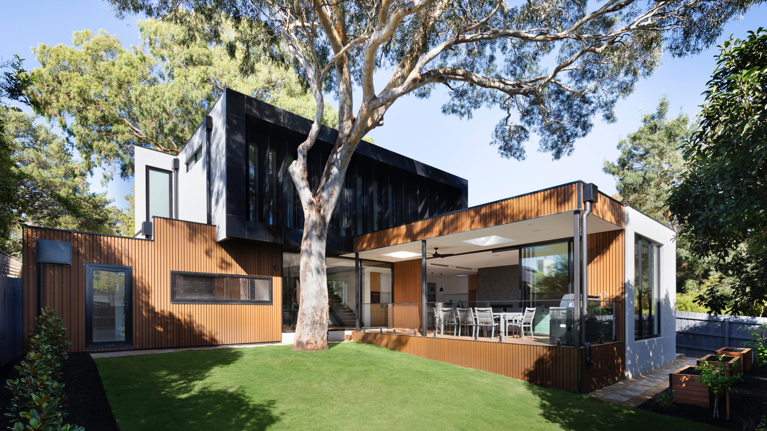 QL BUILDING SERVICES
